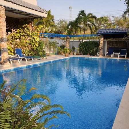 פאטאיה Villa Germania מראה חיצוני תמונה