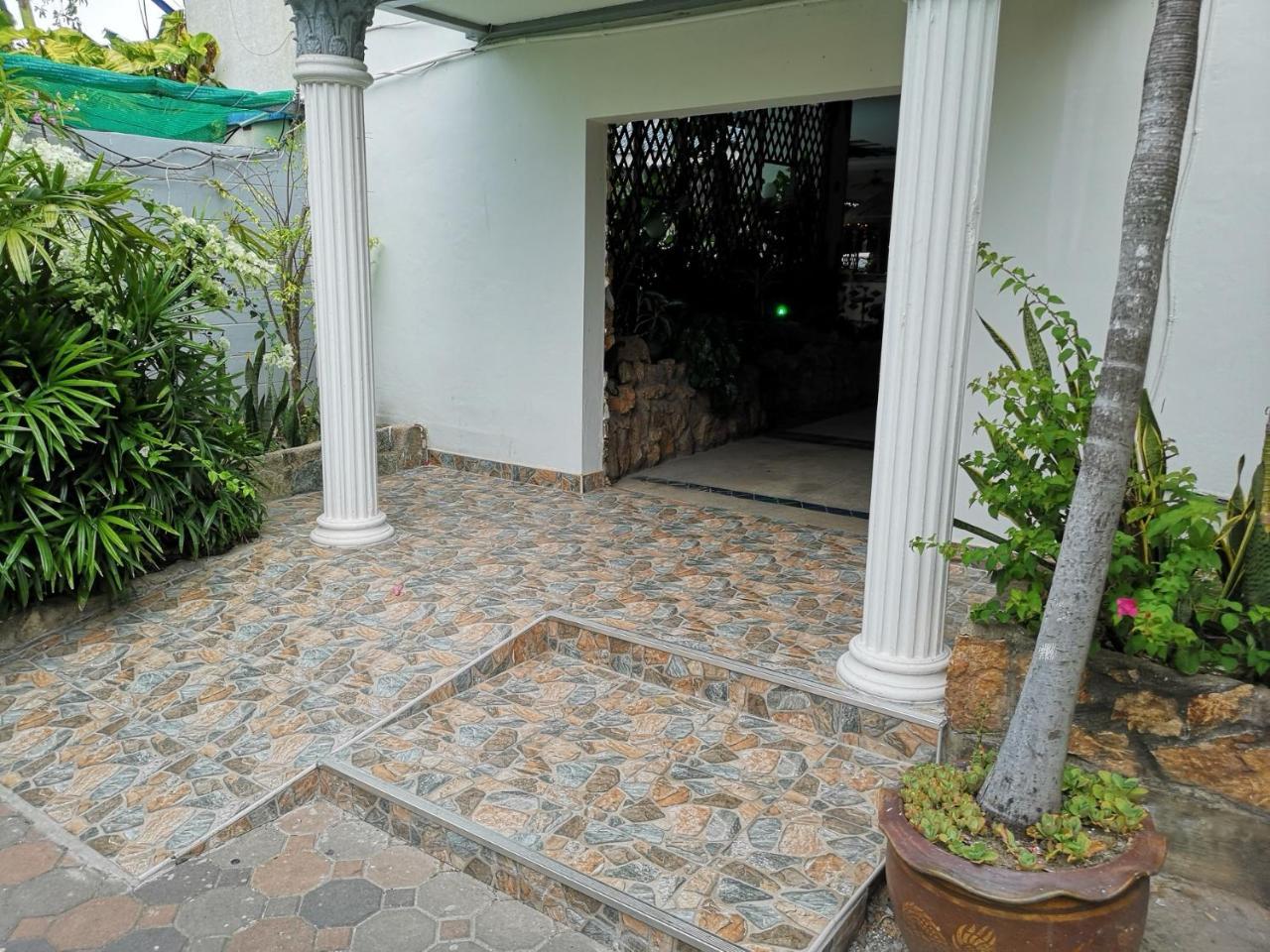 פאטאיה Villa Germania מראה חיצוני תמונה