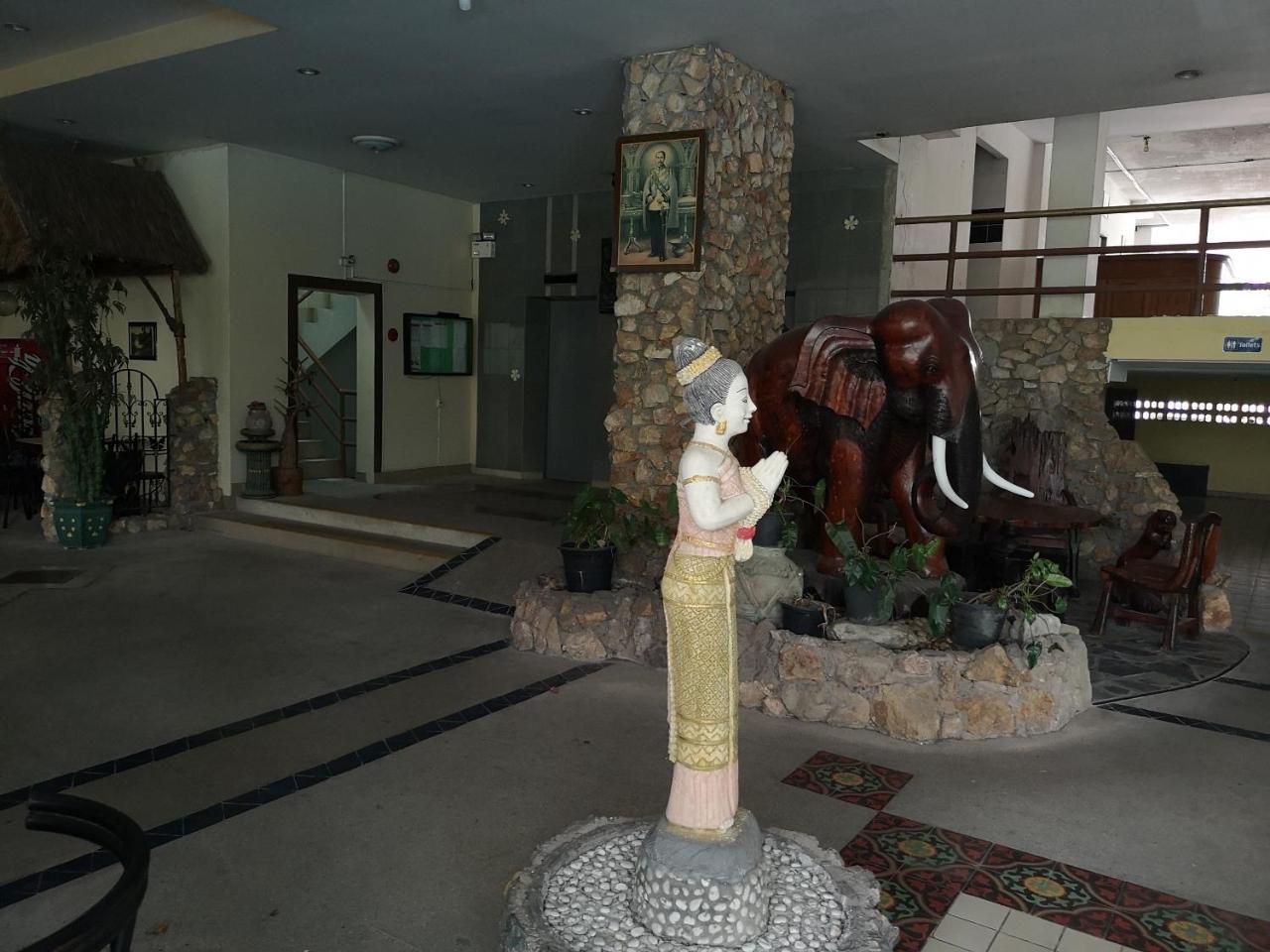פאטאיה Villa Germania מראה חיצוני תמונה